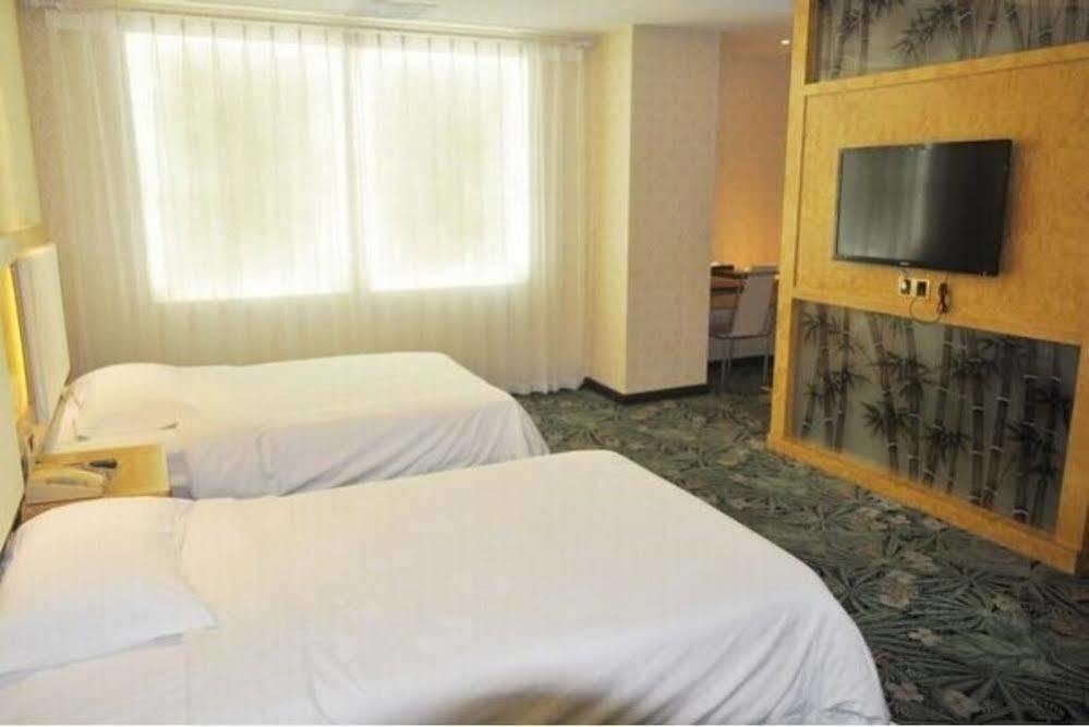 June Hotel Changchun Eksteriør billede