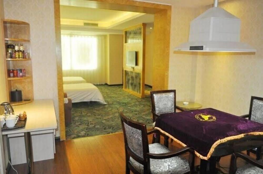 June Hotel Changchun Eksteriør billede